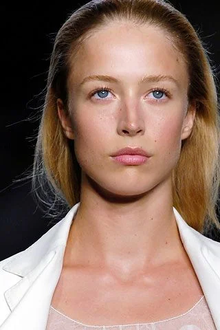 Look 18
